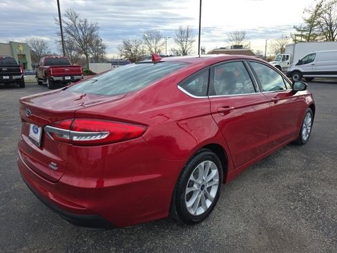 Certified 2020 Ford Fusion SE image 5