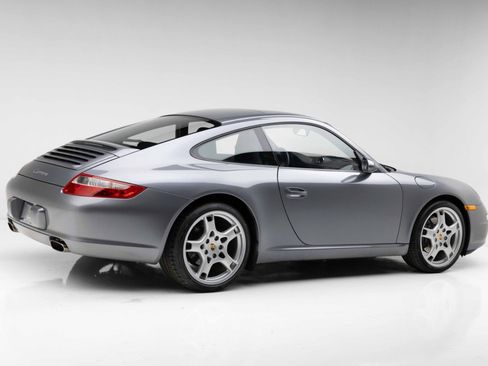 Used 2006 Porsche 911 Carrera RWD image 11