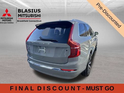 Used 2025 Volvo XC90 B6 Ultra w/ Protection Package Premier AWD/4WD image 11