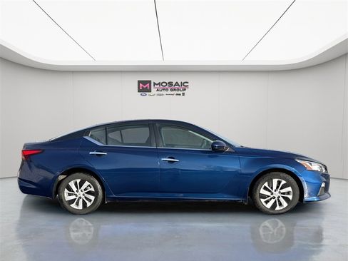 Used 2020 Nissan Altima 2.5 S image 8