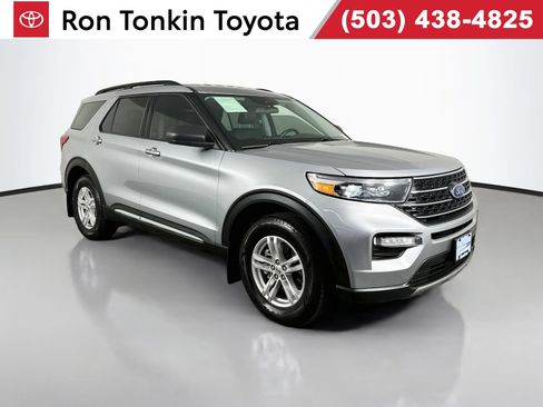 Used 2022 Ford Explorer XLT w/ Equipment Group 202A AWD/4WD image 1