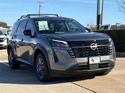 New 2026 Nissan Pathfinder SV image 2