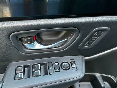 Used 2023 Honda Pilot Touring image 27