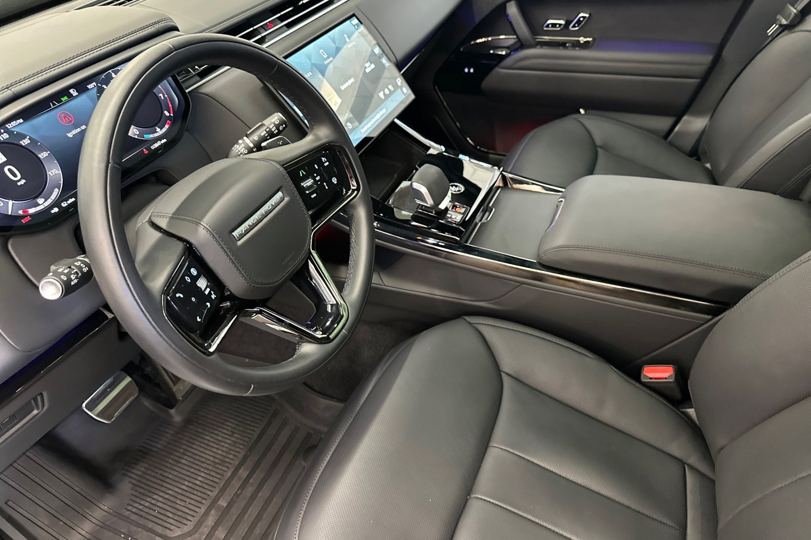 Used 2025 Land Rover Range Rover Sport Dynamic SE AWD/4WD image 4