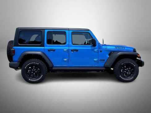 Used 2022 Jeep Wrangler Unlimited Sport AWD/4WD image 4