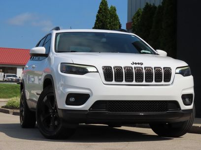 Used 2019 Jeep Cherokee Latitude Plus