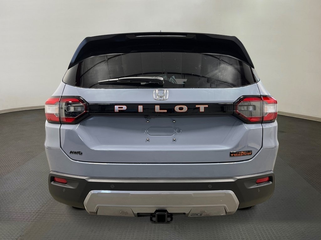 New 2026 Honda Pilot TrailSport image 4