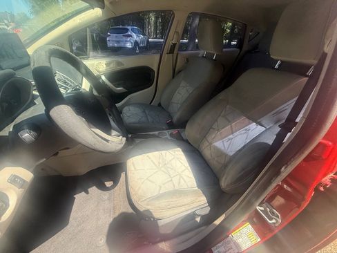 Used 2011 Ford Fiesta SE w/ 201A Rapid Spec Order Code FWD image 10
