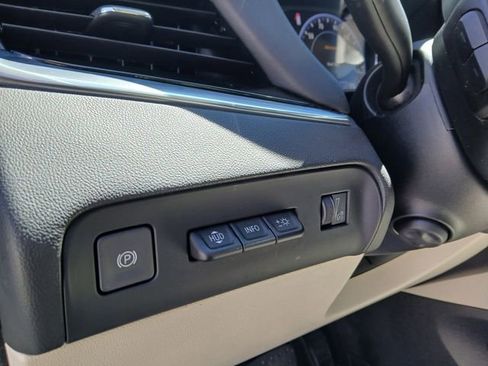 Used 2024 Buick Enclave Avenir w/ Avenir Technology Package image 30