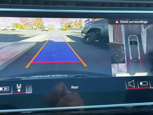 Used 2024 Audi Q7 3.0T Premium Plus image 21