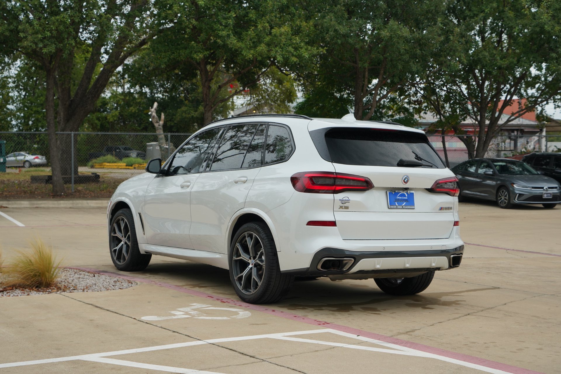 Used 2023 BMW X5 M50i w/ Executive Package AWD/4WD image 6