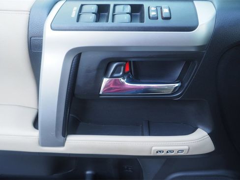 Used 2022 Toyota 4Runner Limited image 16