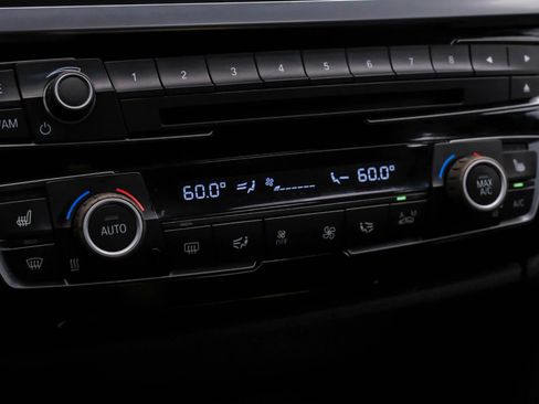 Used 2016 BMW 320i xDrive Sedan image 28