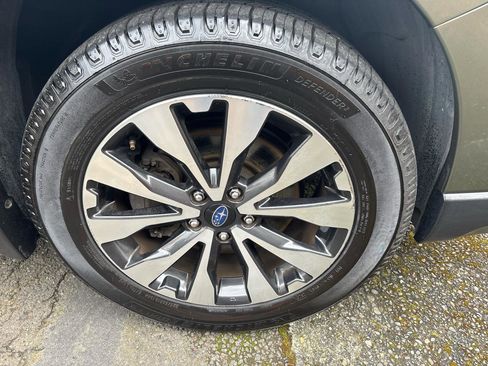 Used 2017 Subaru Outback 2.5i Limited image 44