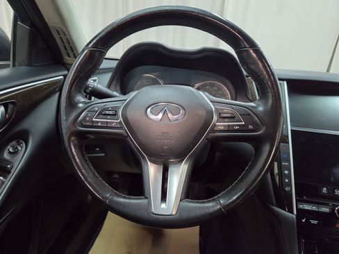 Used 2019 INFINITI Q50 Luxe w/ Essential Package (3.0T Luxe) image 30