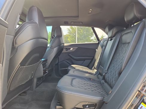 Used 2024 Audi SQ8 Premium Plus AWD/4WD image 13