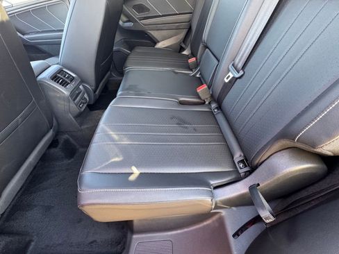 Used 2024 Volkswagen Tiguan SE R-Line image 29