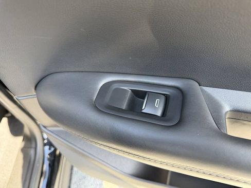 Used 2022 Cadillac XT5 Premium Luxury w/ Platinum Package FWD image 36
