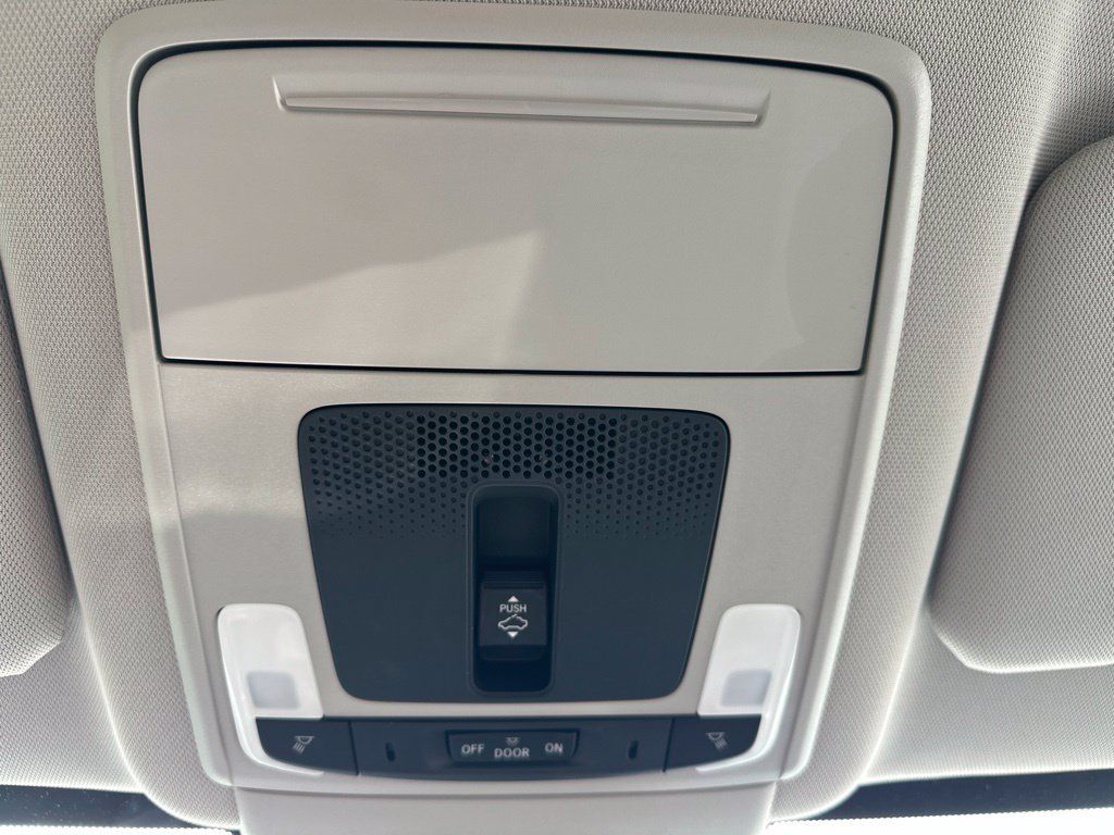 Used 2024 Honda CR-V EX-L image 22