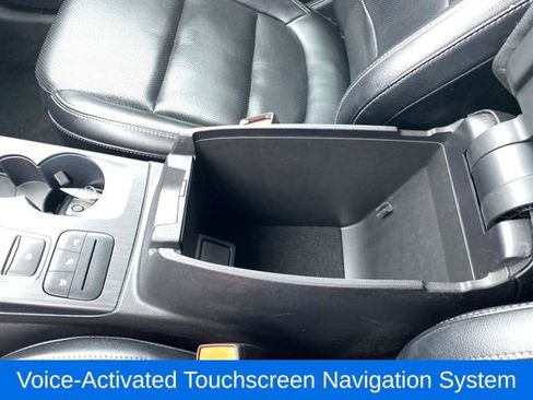 Used 2021 Ford Escape Titanium image 14