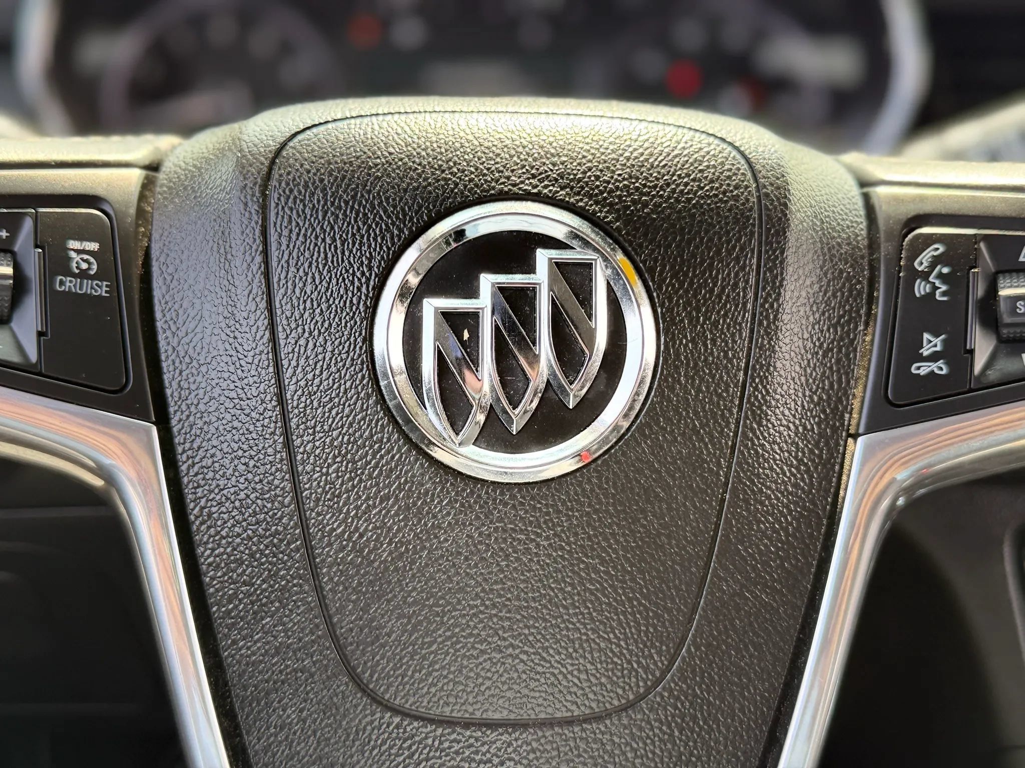 Used 2018 Buick Encore Preferred FWD image 30