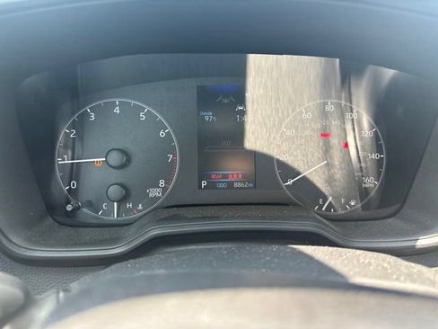 Used 2025 Toyota Corolla LE FWD image 9