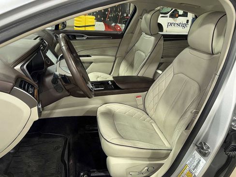 Used 2017 Ford Fusion Platinum image 14
