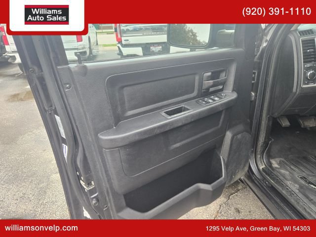 Used 2014 RAM 1500 ST w/ SXT Appearance Group AWD/4WD image 10
