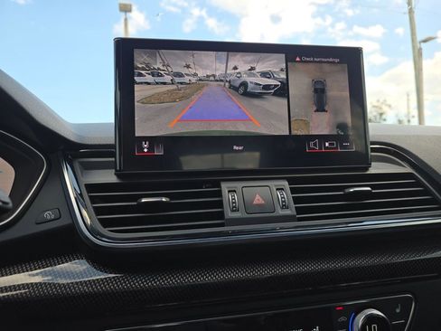 Used 2021 Audi SQ5 Premium Plus w/ Premium Plus Package image 31