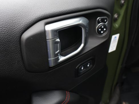 Used 2021 Jeep Wrangler Rubicon w/ LED Lighting Group image 14