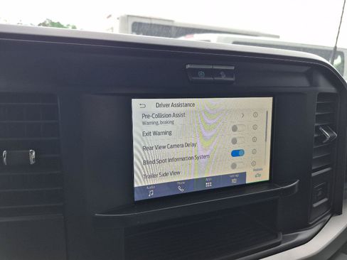 Used 2025 Ford F350 XLT w/ 360-Degree Camera Package AWD/4WD image 3