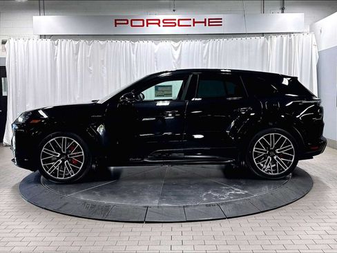 Used 2026 Porsche Cayenne Turbo Electric AWD/4WD image 2