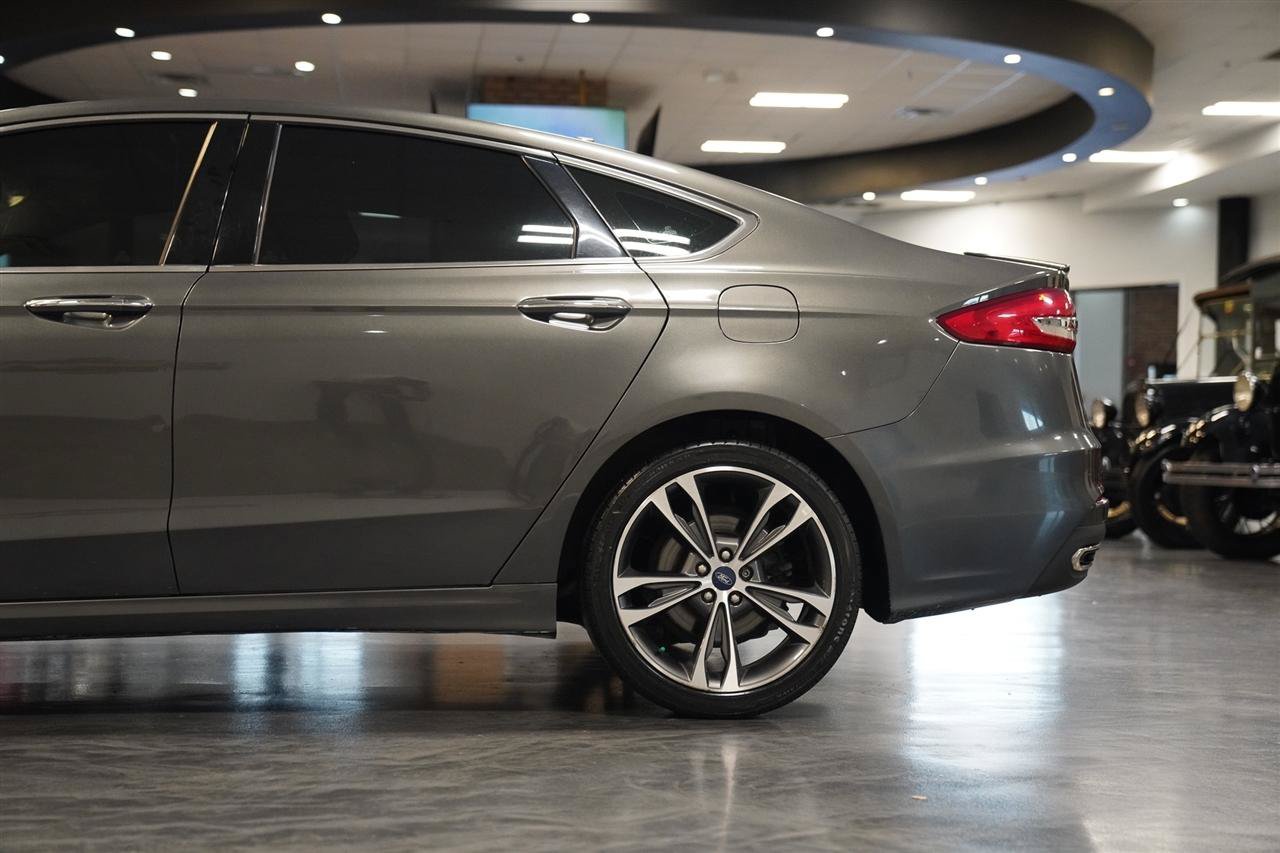 Used 2020 Ford Fusion Titanium AWD/4WD image 7