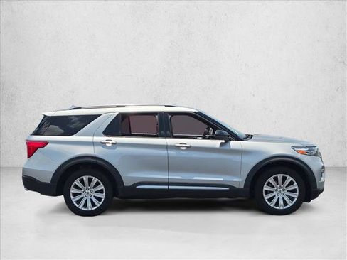 Used 2020 Ford Explorer Limited AWD/4WD image 4