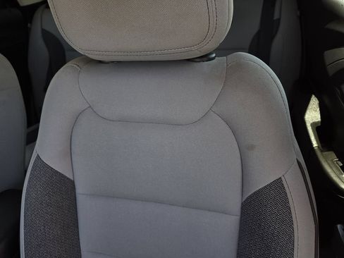 Used 2022 Chevrolet TrailBlazer LS FWD image 15