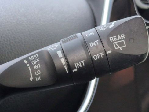 Used 2019 Toyota Prius LE image 25