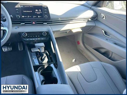 New 2026 Hyundai Elantra SEL Sport Premium FWD image 20