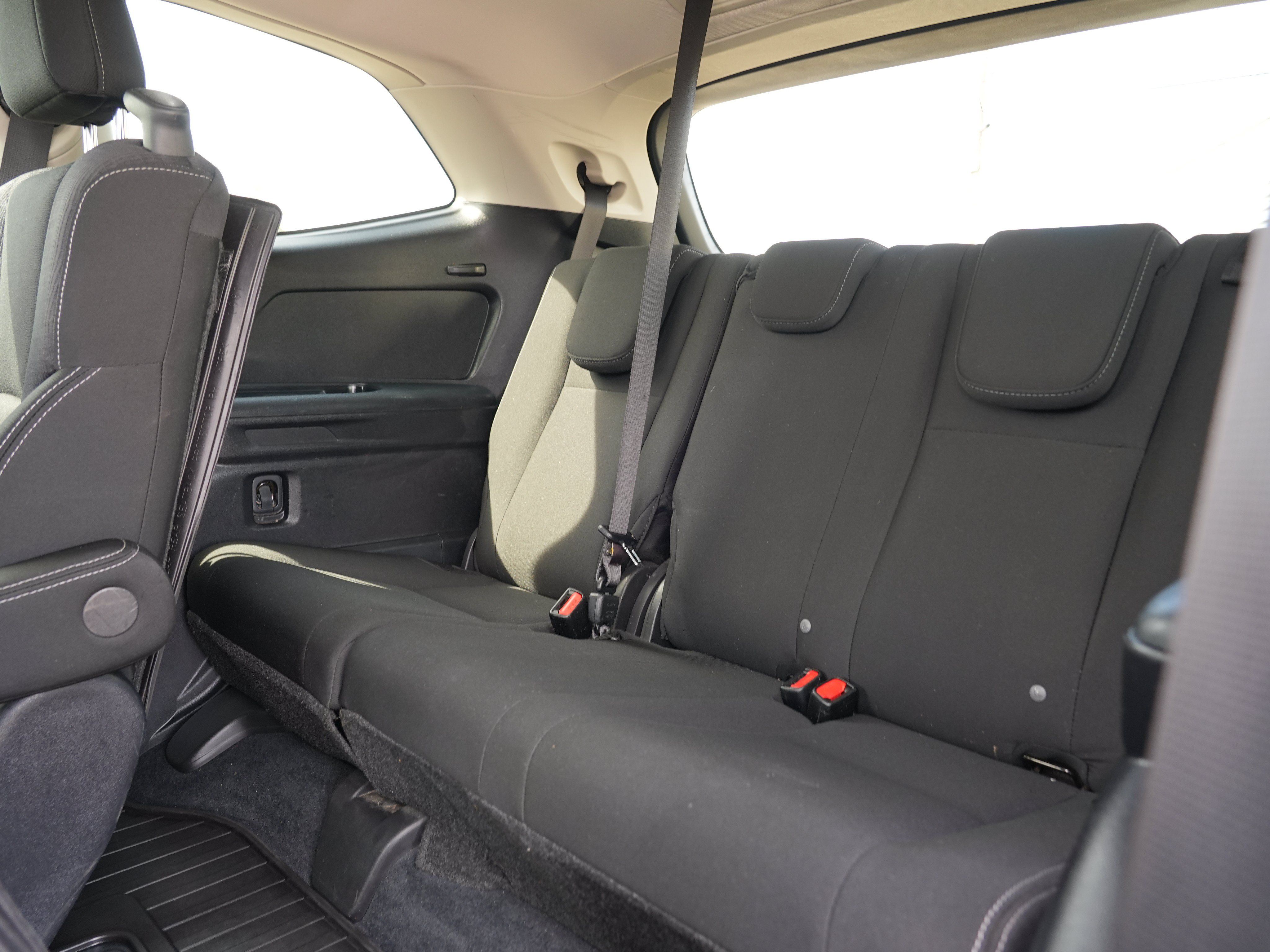 Used 2021 Subaru Ascent Premium w/ Convenience Package AWD/4WD image 30