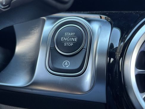 New 2026 Mercedes-Benz GLB 250 4MATIC image 31