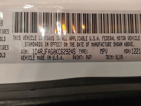 Used 2019 Jeep Grand Cherokee Altitude image 33