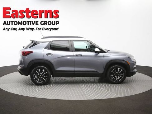 Used 2021 Chevrolet TrailBlazer ACTIV w/ Convenience Package FWD image 44