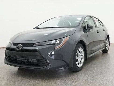 New 2026 Toyota Corolla LE FWD image 31