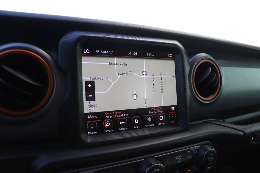 Used 2023 Jeep Gladiator Mojave w/ LED Lighting Group AWD/4WD image 17
