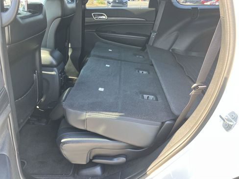 Used 2019 Jeep Grand Cherokee Altitude RWD image 24