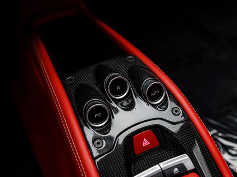 Used 2015 Ferrari 458 Italia Coupe image 63