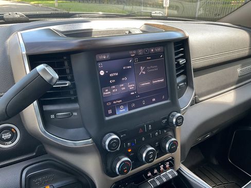 Used 2022 RAM 2500 Laramie AWD/4WD image 21