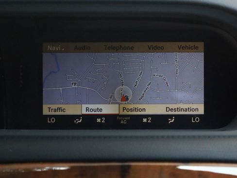 Used 2013 Mercedes-Benz CL 550 4MATIC image 31
