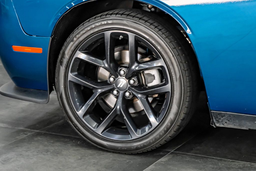 Used 2023 Dodge Challenger SXT w/ Blacktop Package RWD image 59