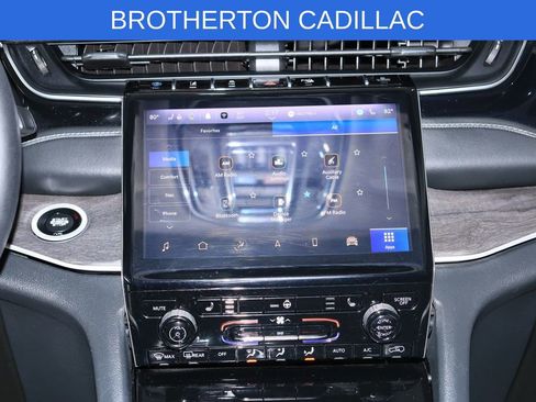 Used 2023 Jeep Grand Cherokee 4WD 4xe image 21