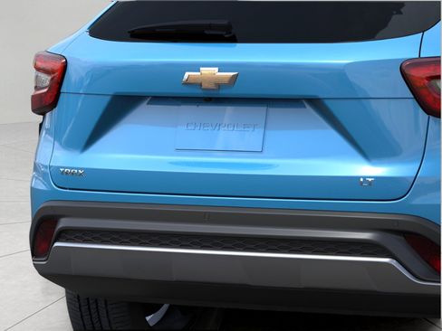 New 2026 Chevrolet Trax LT image 14